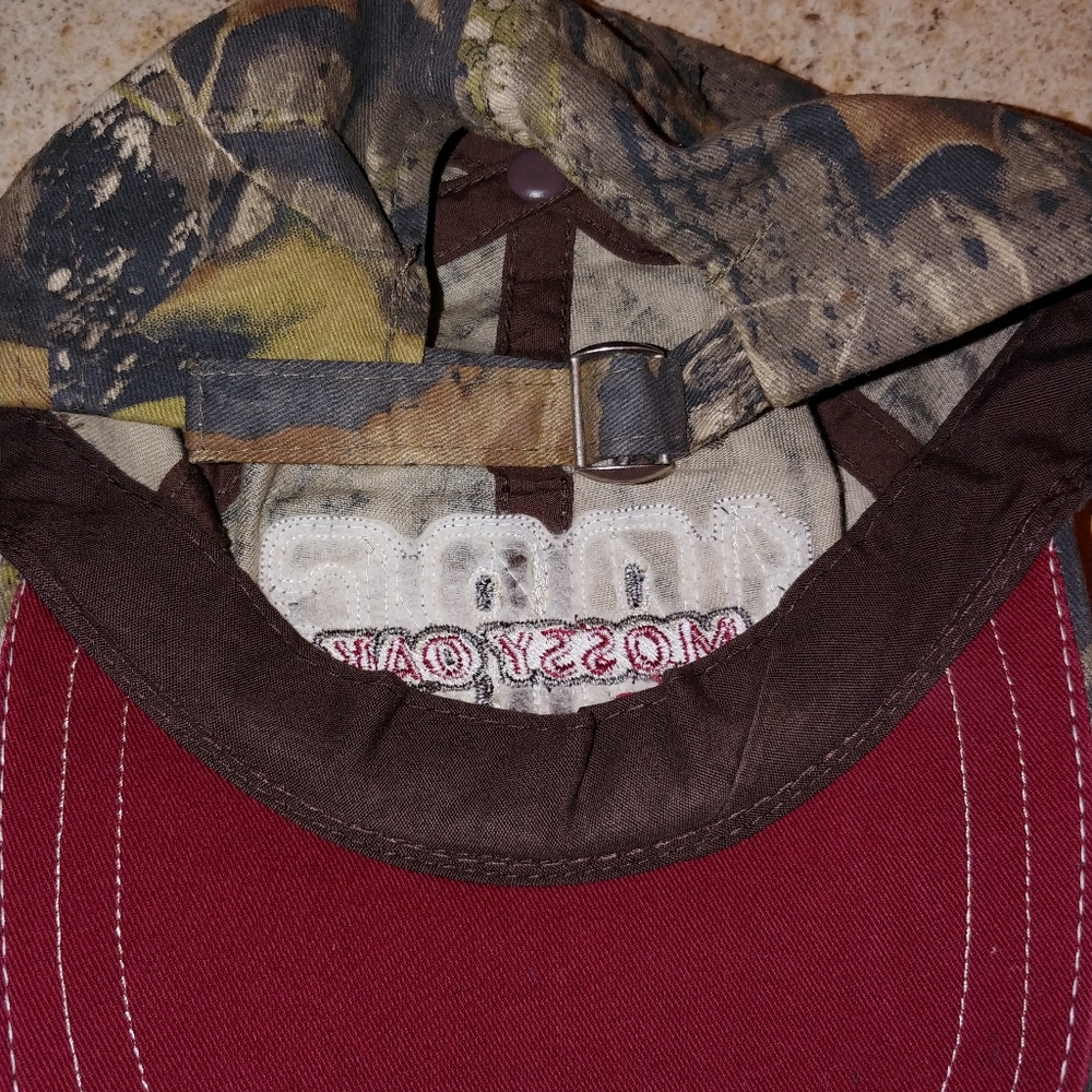Hat - Picture 2 of 4